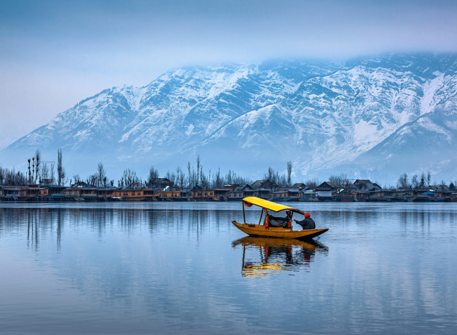 Amritsar to Srinagar Taxi